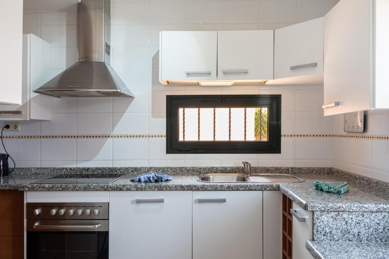Lovely 2-Bed Villa In Corralejo Fuerteventura Екстериор снимка