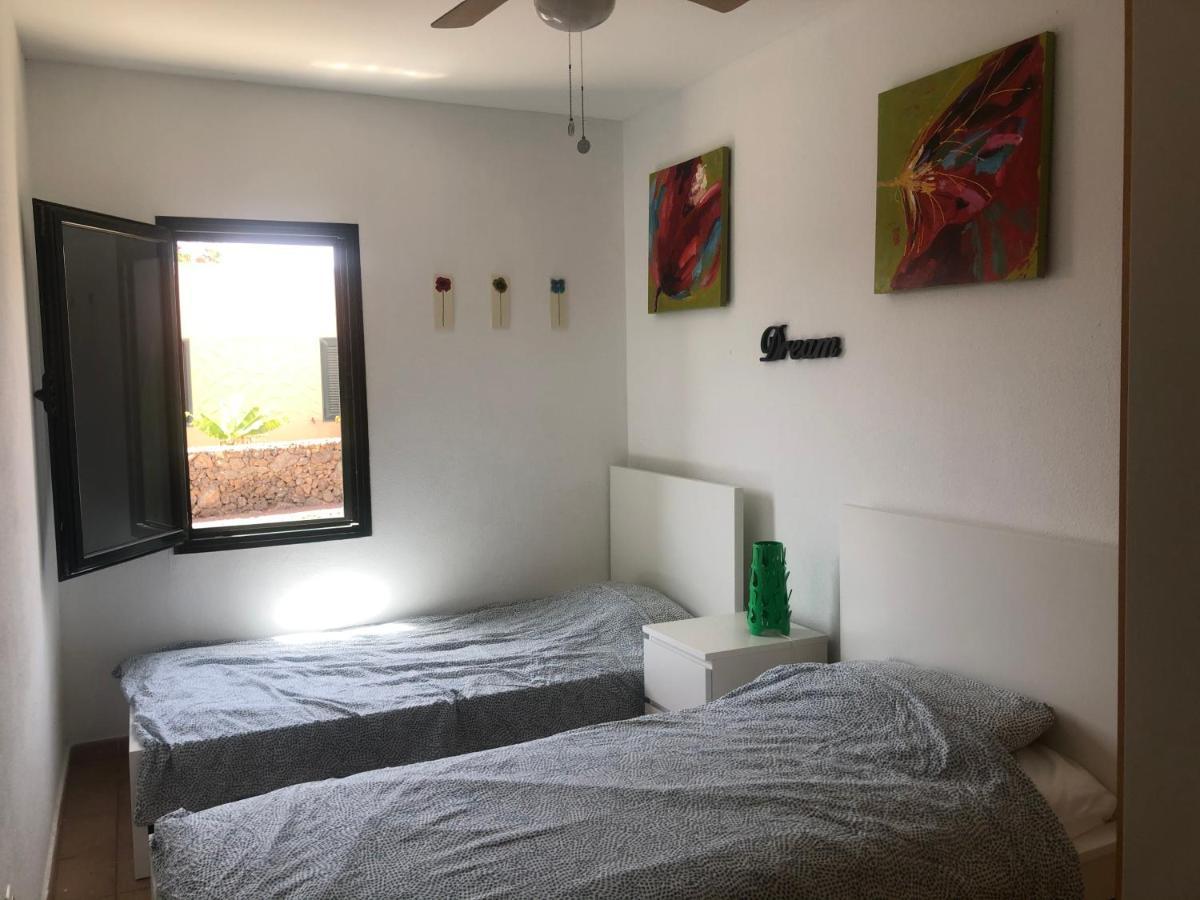 Lovely 2-Bed Villa In Corralejo Fuerteventura Екстериор снимка